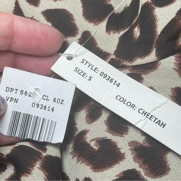 Sharagano Studio Animal Leopard Print Short Sleeve Zip Front Jacket Blouse Small - Picture 7 of 9